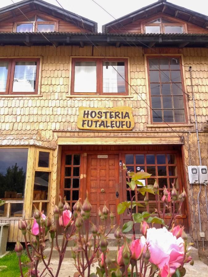 Hosteria Futaleufu Villa Екстериор снимка